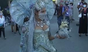 Masca de protecție, vedeta covorului roșu de la Veneția (Video)