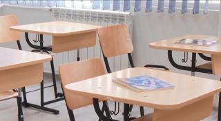 Elevii ar putea reveni în școli abia după 1 octombrie, conform unui scenariu înaintat de premierul Ludovic Orban