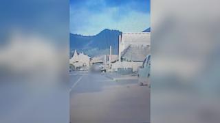 Fetiță de 9 ani, rănită grav sub roțile unui camion plin cu pământ, în Borșa (Video)