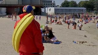 10 turişti salvaţi din mare la Mangalia şi Mamaia. Salvamarii se plâng că sunt ignoraţi