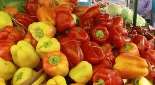 Seceta a crescut preţurile legumelor. Conservele, mai scumpe anul acesta