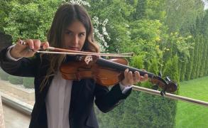 Ana Călina, reprezentanta României la un prestigios concurs internațional. A explicat legătura dintre matematică și muzică