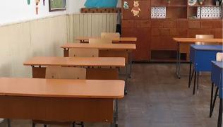 Organizarea autorităților pentru noul an școlar lasă de dorit. Centralizarea școlilor pe scenarii încă nu este gata | Video