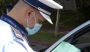 Zeci de șoferi surprinși în câteva ore, în București, când nu cedează trecerea pietonilor (Video)