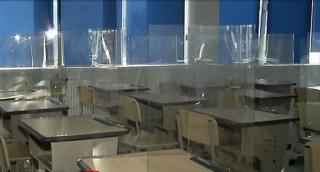 Noul an școlar începe în condiții unice. Părinții și profesorii, în incertitudine