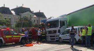 Un șofer de TIR, rănit grav într-un accident, refuză să i se facă transfuzii și are nevoie de tratamente alternative