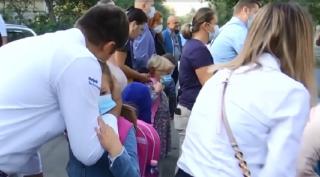 Emoții mari și reguli multe în prima zi de școală