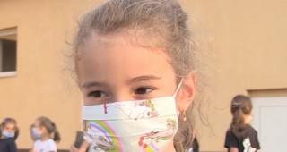 Cu masca pe față, dar cu pasiune pentru dans