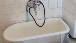 Condiții revoltătoare într-o secție de pediatrie din Câmpulung