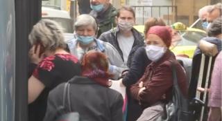 Explozia de infecții cu noul coronavirus aduce un val de restricții în întreaga Românie