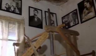 Brâncuși se întoarce în curtea casei părintești. Poveștile vor fi spuse cu ajutorul tehnologiei moderne