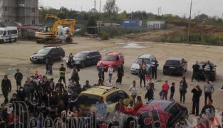 Înmormântare cu alai de interlopi în Baia Mare. Mulți au plecat în grabă la vederea mașinilor de poliție (Video)