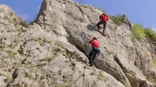 Toamna sporturilor extreme, la munte și la mare