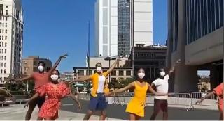 O trupă de balet și-a adaptat spectacolul la pandemia de coronavirus