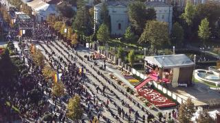 Jandarmii au lăsat gardul și garda jos pentru pelerinii din Iași