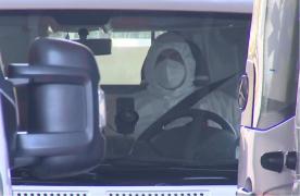 Pacienți infectați cu noul coronavirus, plimbați cu microbuzul pe la mai multe spitale din București (Video)