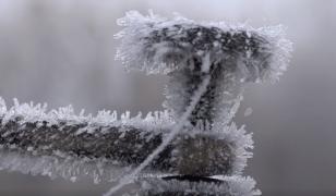 La Miercurea Ciuc, temperatura a coborât la minus 7 grade Celsius. Tot oraşul a fost acoperit cu gheaţă