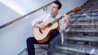 Exclusiv: Denis Roabeș, de la manipulant de marfă la solistul The Motans