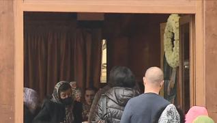 Zeci de mii de bucureșteni, în pelerinaj la moaștele Sfântului Dumitru (Video)