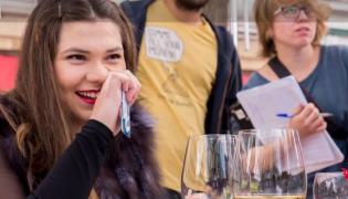 Fiica lui Marius Lăcătuș, personaj în noul serial Antena 1 "Adela"