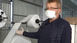 De la perne și pilote, un antreprenor din Suceava a trecut la măști de unică folosință