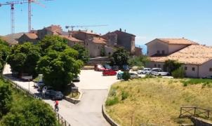 Un sat medieval din Italia încearcă să cumpere locuitori