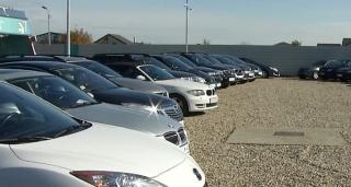 Mașinile second-hand, preferate în pandemie: "La pandemia asta nu mai sunt bani". VIDEO