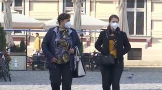 Rând pe rând, oraşele-focar din România se pregătesc să intre în carantină