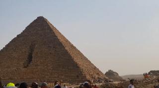 Tot mai mulți români aleg să-și petreacă vacanța în Egipt. La intrarea în țară, turiștii trebuie să prezinte un test COVID negativ