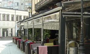 Scandal în terasele acoperite și încălzite. Autoritățile au modificat definiția spațiului închis