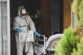 Medicii din Italia au ajuns din nou să aleagă cine trăiește. Asistent român din Milano: "Cred că mulți dintre noi vom rămâne cu sechele"