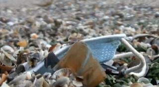 Masca de protecție, deșeul anului 2020