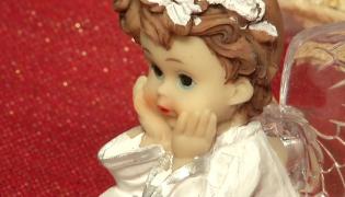 Deşi suntem abia la mijlocul lui noiembrie, magazinele au dat startul reducerilor de Crăciun