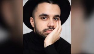 Tânărul actor Robert Ciupitu doreşte să îi sprijine pe adolescenţii care iubesc scena, cu ajutorul unui proiect inedit