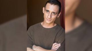 Costin Cambir, românul care a învățat actorie de la trainerul lui Brad Pitt