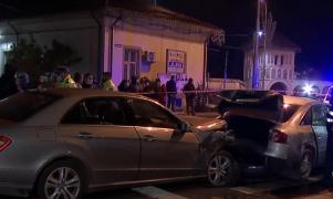 Jaf la drumul mare în Jilava. Hoții au dispărut cu o geantă cu 650 de mii de lei, după un accident cu șapte mașini