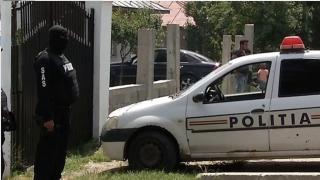 Femeie de 88 de ani, bătută şi jefuită. Hoţii i-au furat seiful din casă, în care se afla o sumă uriaşă