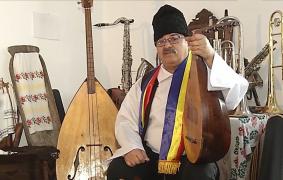 Constantin Ghinea-Dumitrache, rapsodul pasionat de tradiții care scoate la lumină cântecele muntenilor de altădată