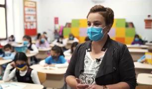 Visul Ioanei, învățătoarea care schimbă destinele a 60 de copii nevoiași, se împlinește. ”Ghetuțele de la Firiza vă așteaptă!”