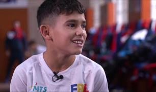 Părăsit de mamă și crescut doar de tată, Ionuț locuiește departe de casă pentru a-și împlini visul: să ajungă campion olimpic la lupte