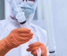 Marea Britanie începe marți campania de vaccinare anti-COVID. Medicii nu vor fi primii imunizaţi