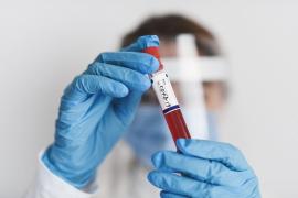 Și-a dus bunica la spital cu tensiune, iar după zeci de telefoane a primit vestea că a murit infectată cu coronavirus