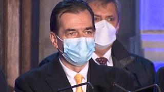 Negocieri pentru o alianţă PNL, USR-PLUS, UDMR. Cine ar putea fi propus premier