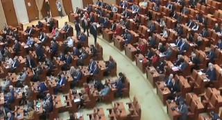 Majoritatea de dreapta ar putea lăsa PSD în opoziţie. AUR nu vrea să bată palma cu niciun partid