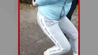 Femeie din Oradea, alergată şi încătuşată de poliţişti, pentru că ţinea masca sub bărbie