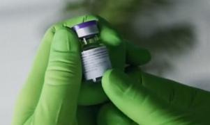 Cea mai mare operaţiune medicală din istoria SUA a început. Primele 3 milioane de doze de vaccin anti-Covid sunt în drum spre centrele de vaccinare