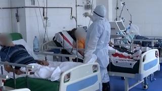 Criză COVID-19 în Bucureşti. Nelu Tătaru şi Raed Arafat discută cu şefii secţiilor de Terapie Intensivă