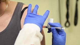 Centre de vaccinare fără norme de funcționare, în România