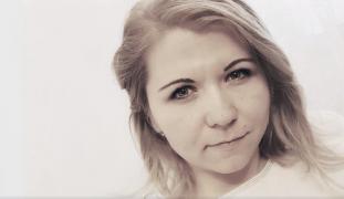 Dosar penal după moartea tinerei mămici din Vrancea. Mirela s-a stins la o zi după ce a născut