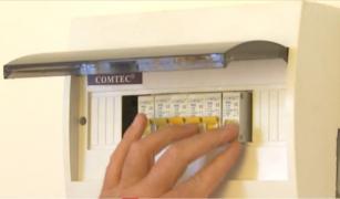 Recomandările specialiştilor în legătură cu liberalizarea pieţei energiei electrice